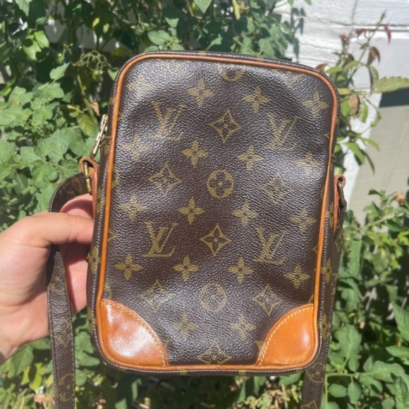 Louis Vuitton LV Shoulder Bag Amazon - Picture 4 of 15